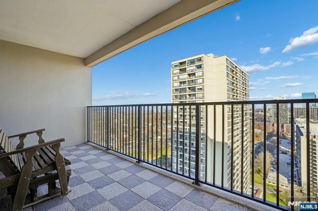 5 Horizon Road, Unit 2304 Fort Lee, NJ 07024 - Photo 19 of 33 a view of a balcony