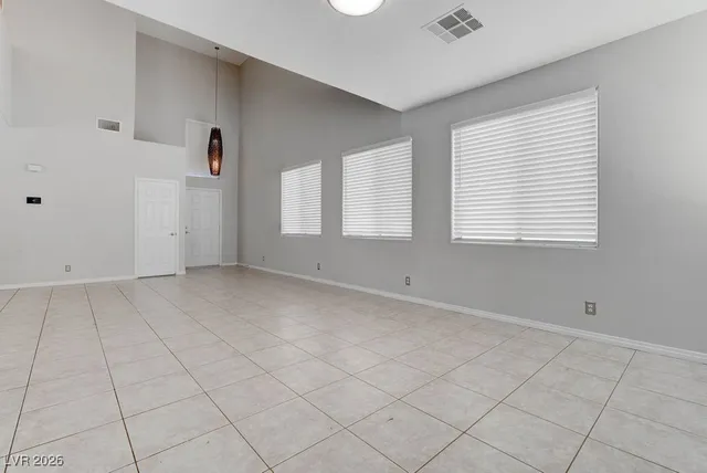 $2,250 | 9001 Rusty Rifle Avenue, Las Vegas, NV 89143