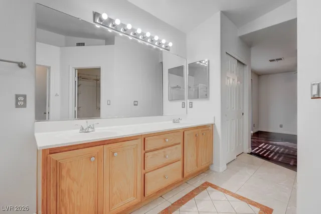 $2,250 | 9001 Rusty Rifle Avenue, Las Vegas, NV 89143