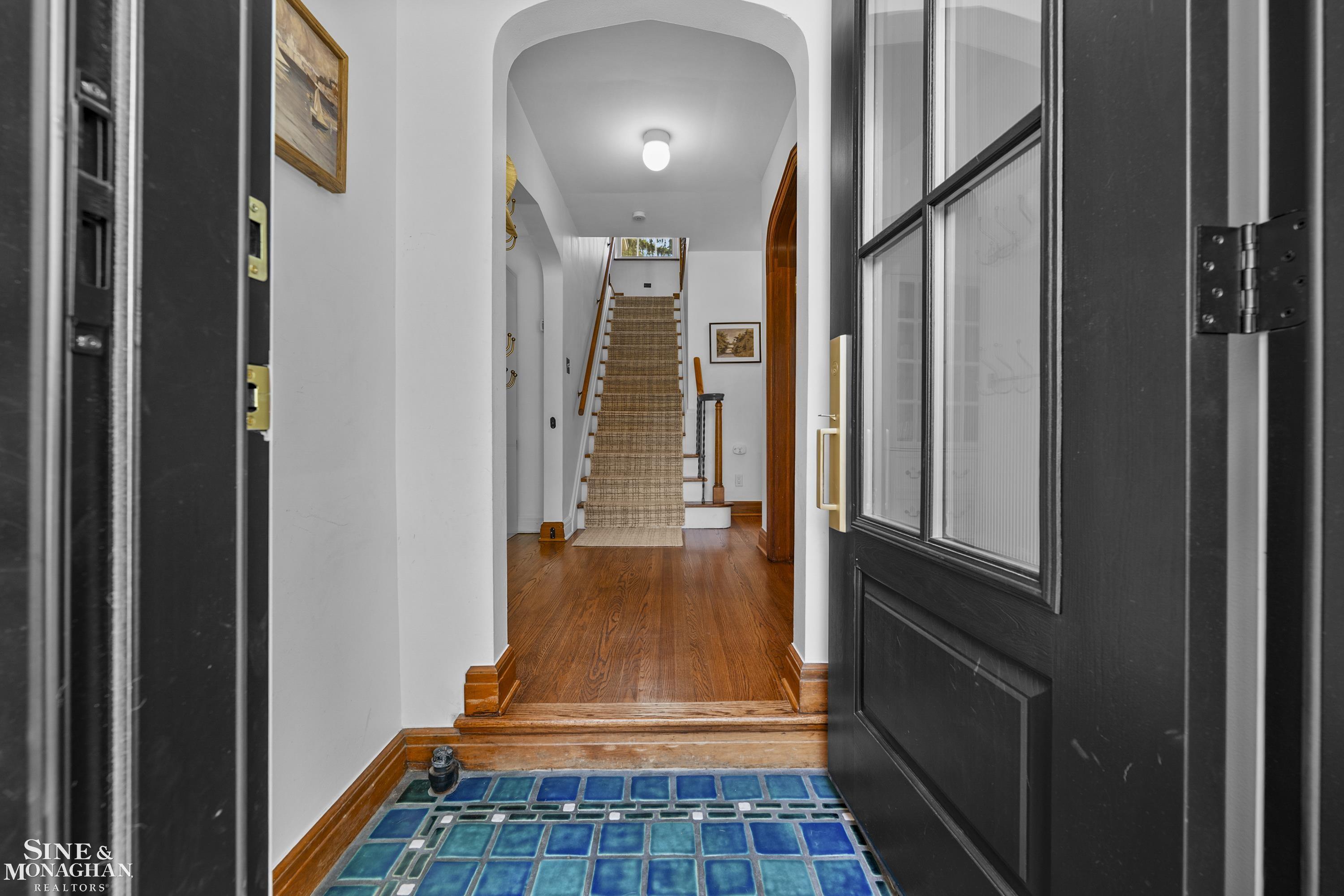310 Moran Road Grosse Pointe Farms, MI 48236 - Photo 5 of 47