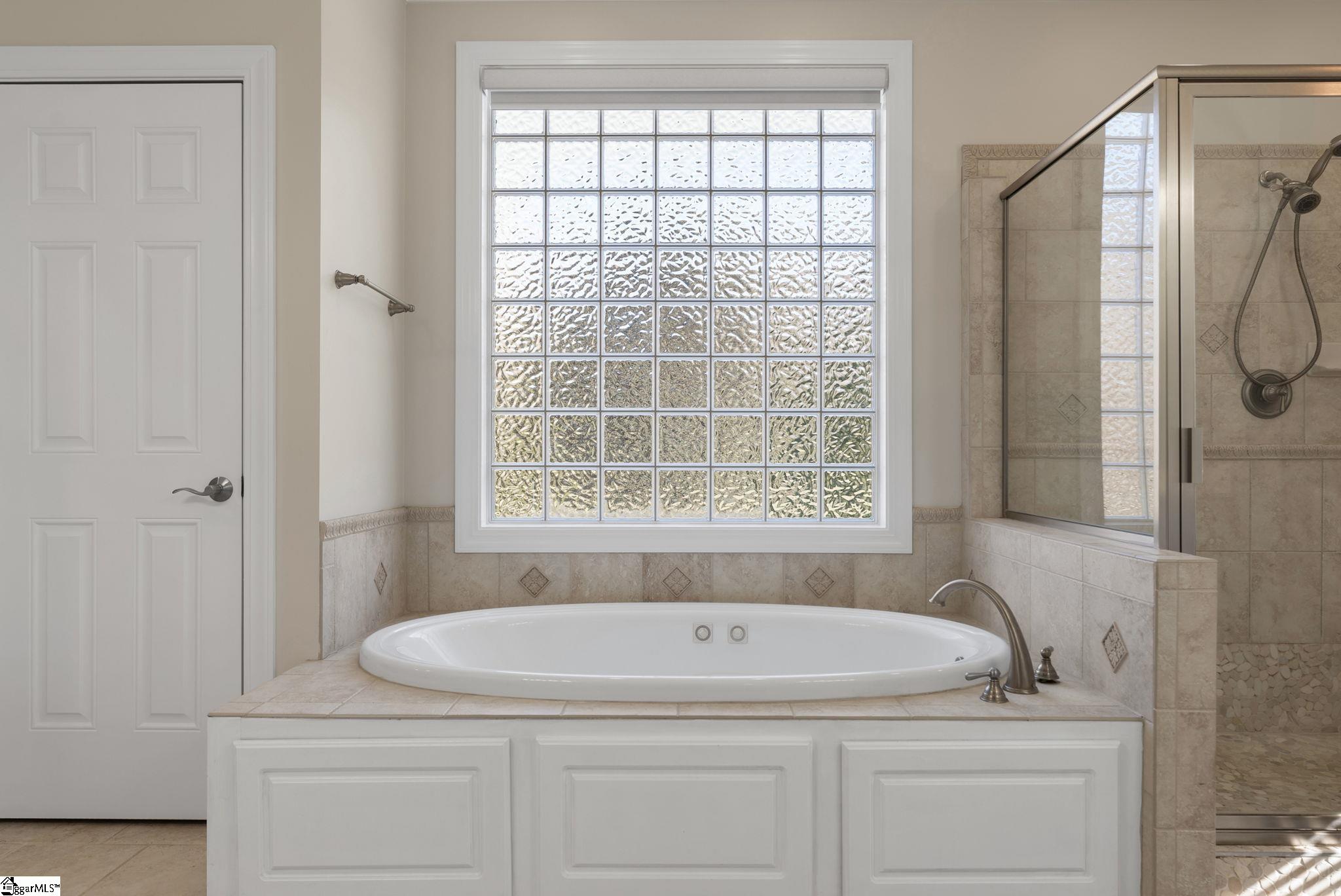 950 Hamlin Road Easley, SC 29642 - Photo 19 of 48