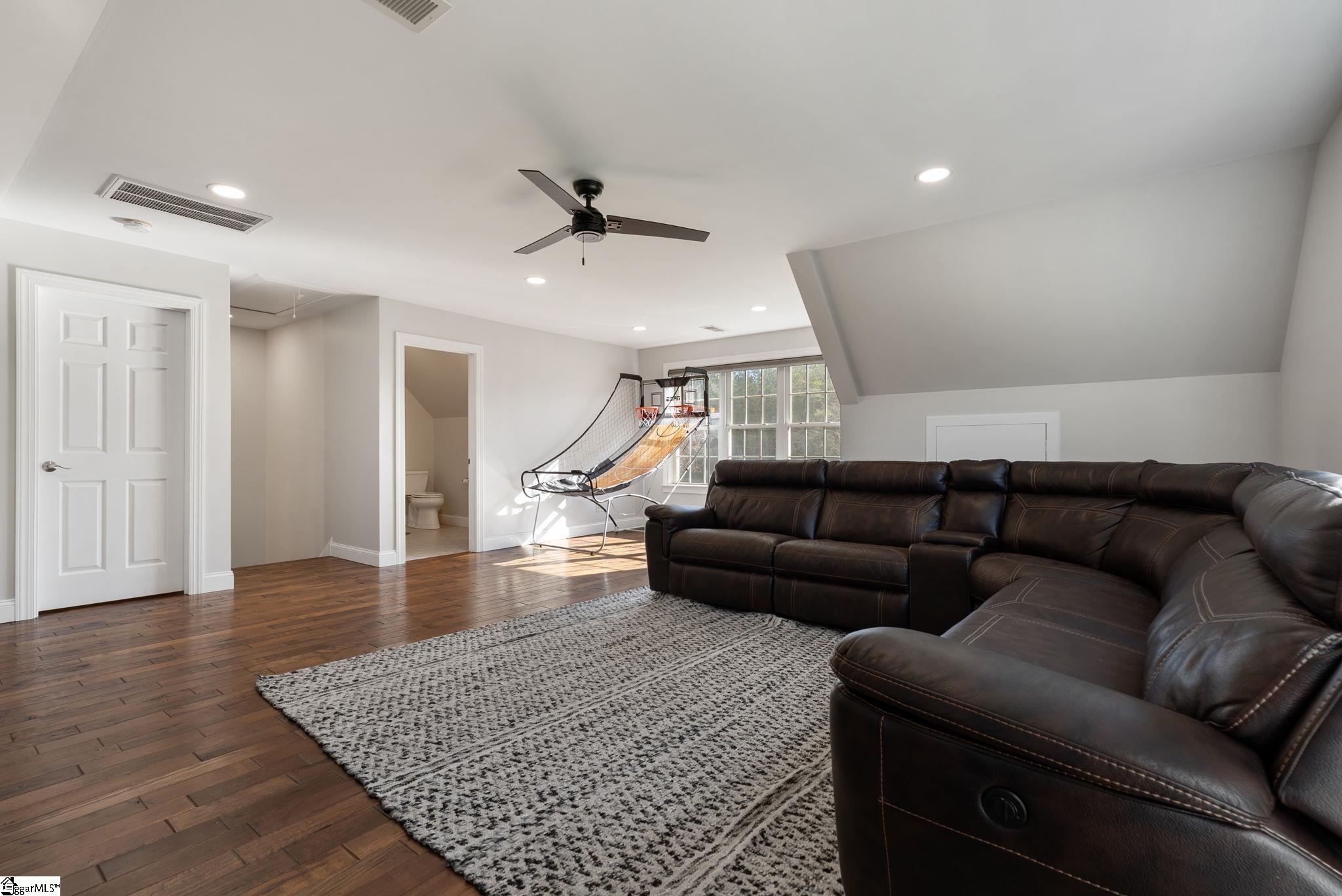 950 Hamlin Road Easley, SC 29642 - Photo 33 of 48