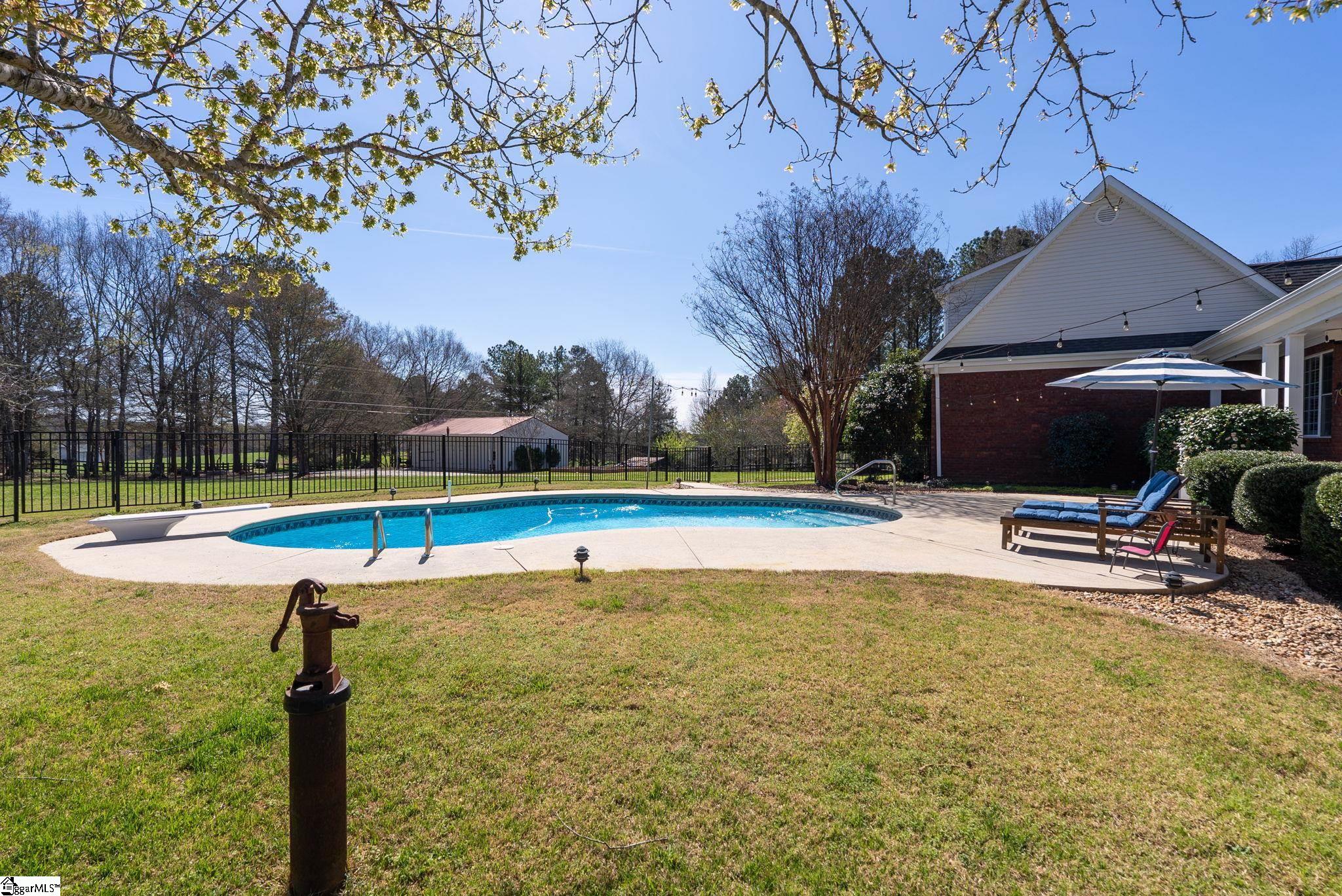 950 Hamlin Road Easley, SC 29642 - Photo 40 of 48