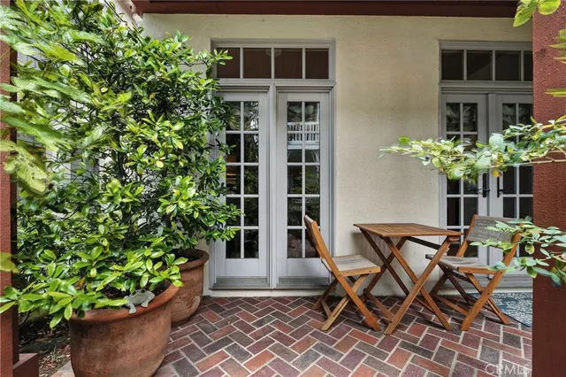 $2,699,900 | 2616 Bungalow Place, Corona del Mar, CA 92625