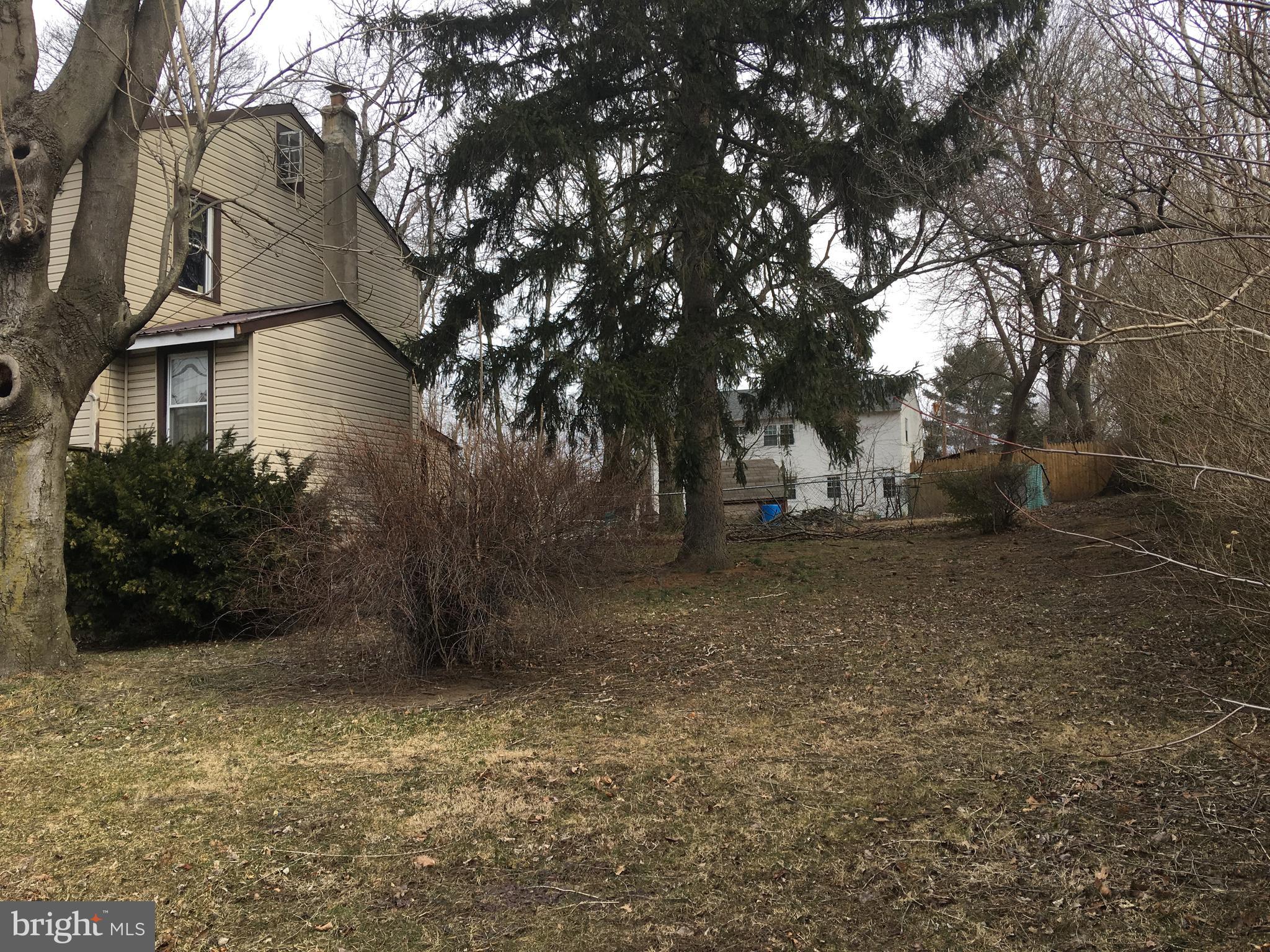 513 West County Line Road Hatboro, PA 19040 - Photo 24 of 25 side yard