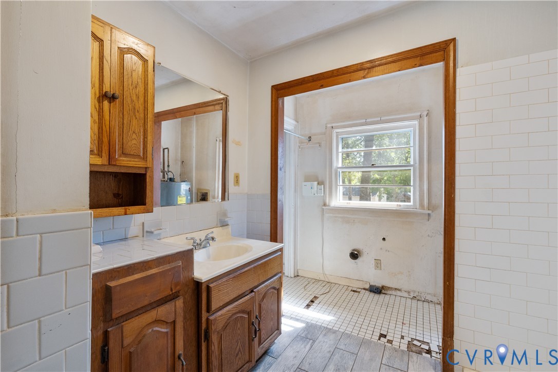 11200 Chalkley Road Chester, VA 23831 - Photo 11 of 24