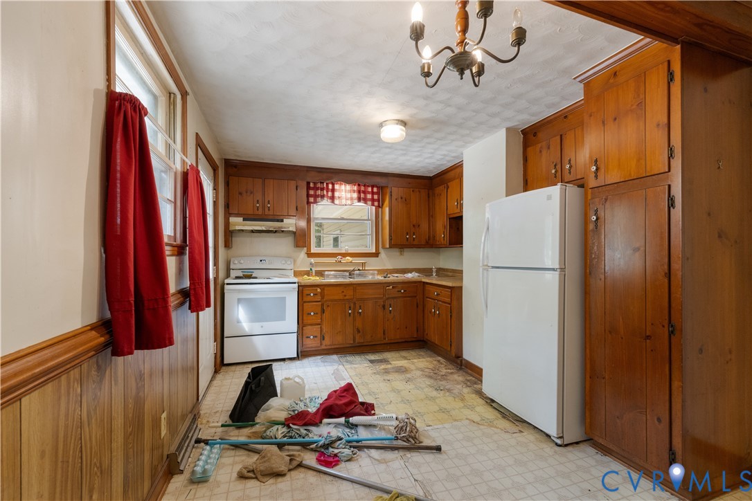11200 Chalkley Road Chester, VA 23831 - Photo 14 of 24