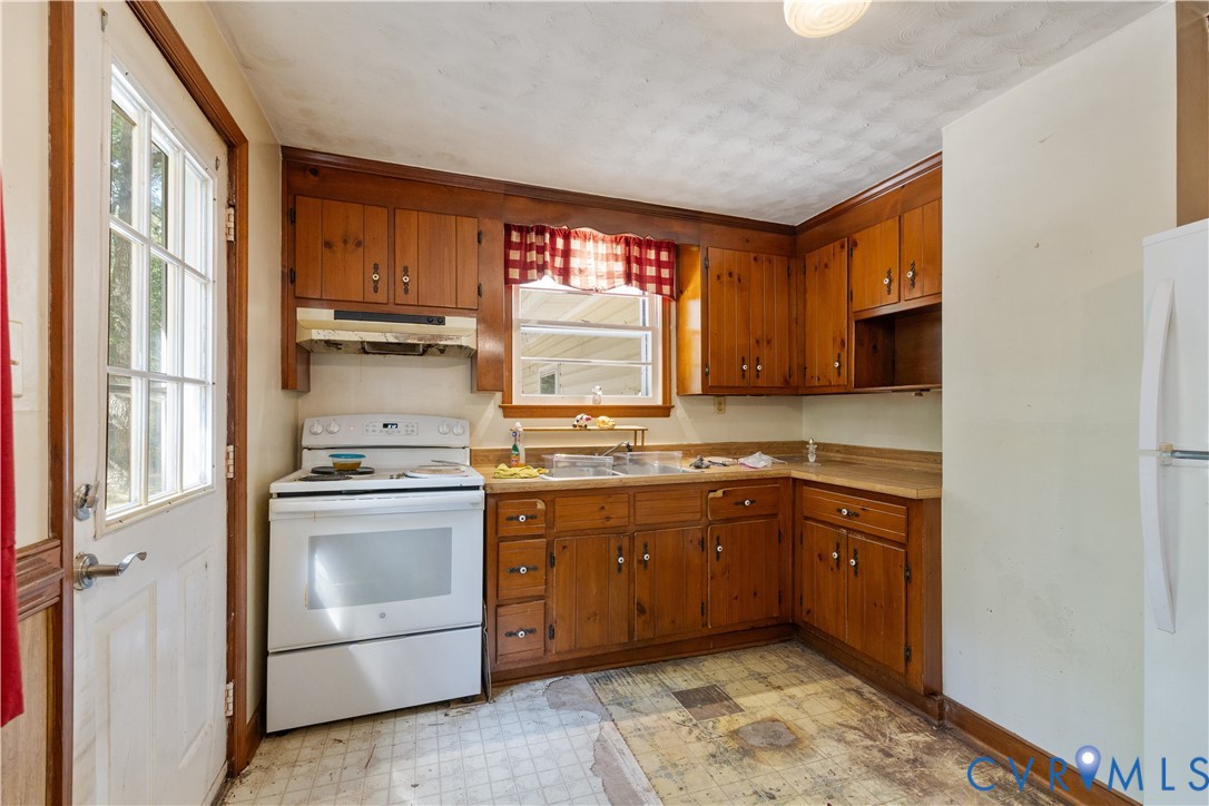 11200 Chalkley Road Chester, VA 23831 - Photo 16 of 24