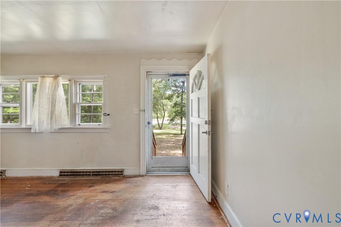11200 Chalkley Road Chester, VA 23831 - Photo 19 of 24
