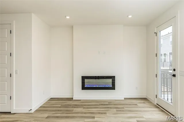 $574,900 | 8916 Gateway Circle, Unit 41805, Richmond Heights, MO 63144