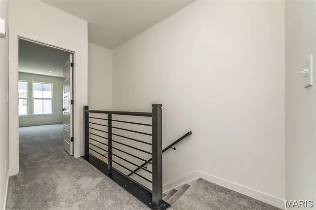 $574,900 | 8916 Gateway Circle, Unit 41805, Richmond Heights, MO 63144