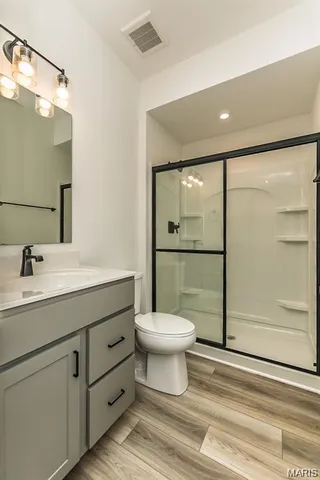 $574,900 | 8916 Gateway Circle, Unit 41805, Richmond Heights, MO 63144