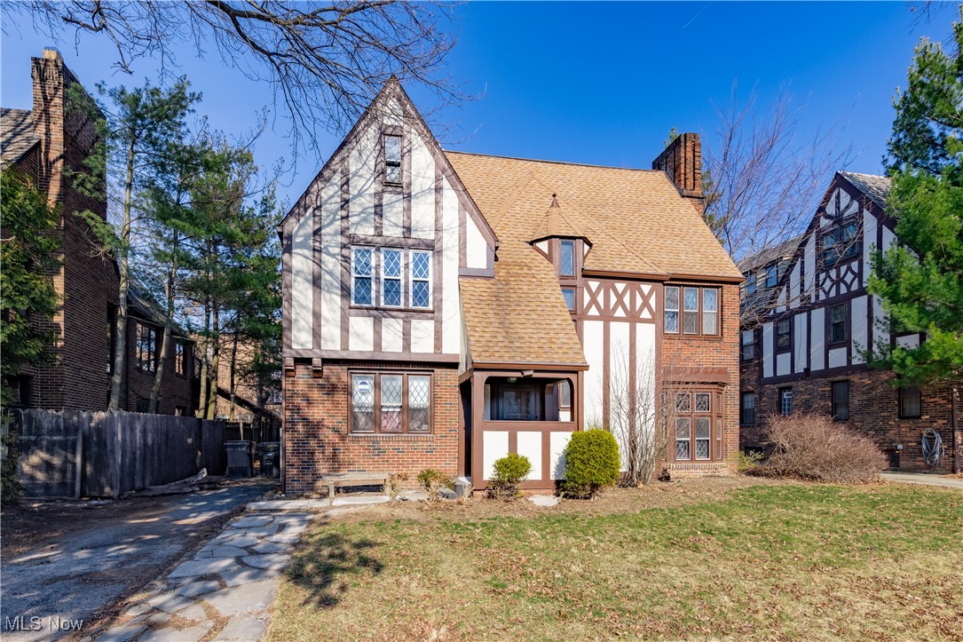 2885 Ludlow Road Cleveland, OH 44120 - Photo 1 of 50