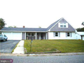 37 Crescent Road Willingboro, NJ 08046 - Photo 1 of 4