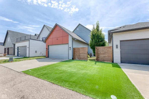 $875,000 | 8686 Morgan Drive, Fishers, IN 46038