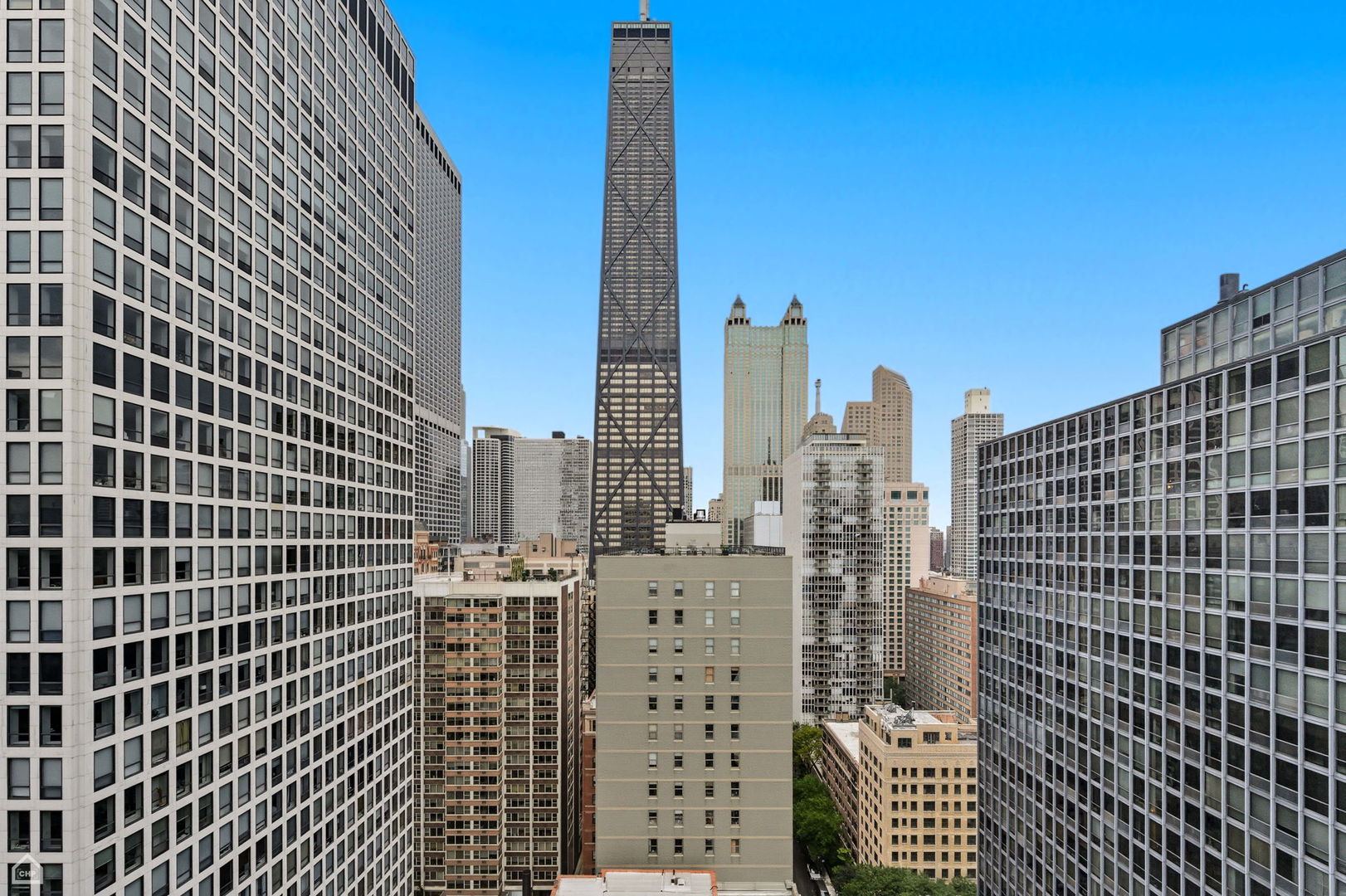 880 North Lake Shore Drive, Unit 22F Chicago, IL 60611 - Photo 4 of 21 a city view with tall buildings