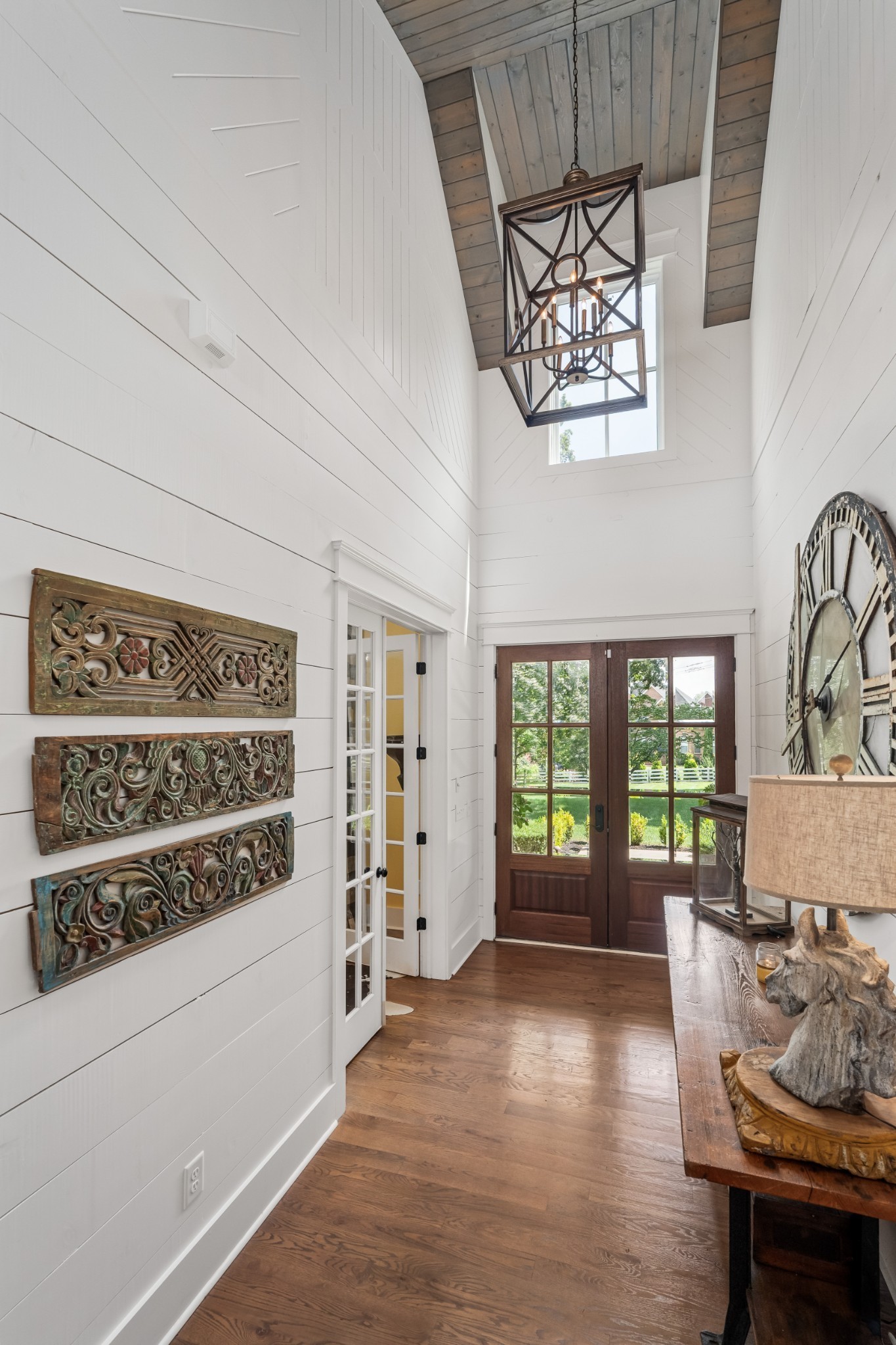 5566 Hill Road Brentwood, TN 37027 - Photo 10 of 62 a living room with furniture and a large window