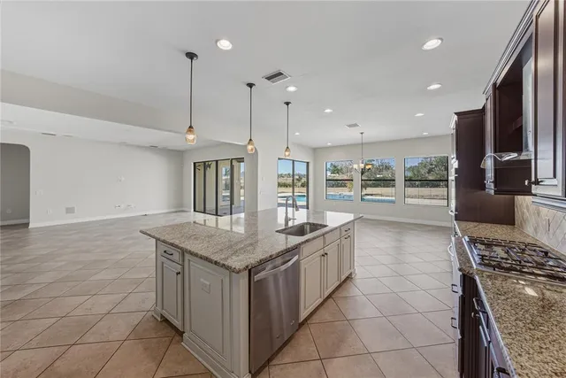 $1,199,000 | 17914 Howsmoor Place, Lutz, FL 33559
