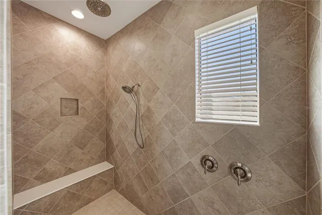 $1,199,000 | 17914 Howsmoor Place, Lutz, FL 33559