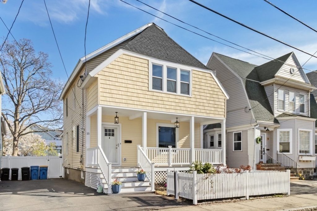 15 Wave Way Winthrop, MA 02152 - Photo 2 of 26