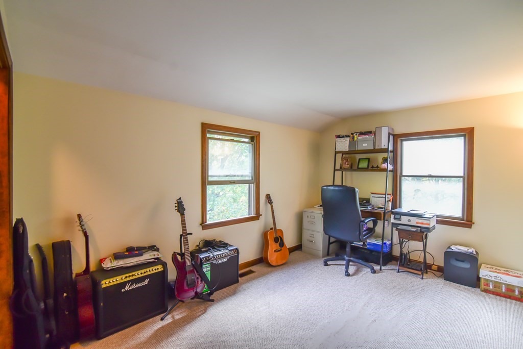 69 Middle Road Newbury, MA 01951 - Photo 16 of 26 Gallery Image 16