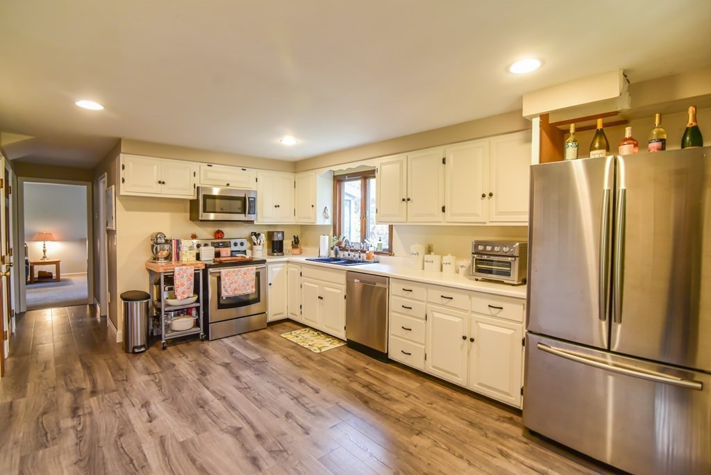 69 Middle Road Newbury, MA 01951 - Photo 3 of 26 Gallery Image 3