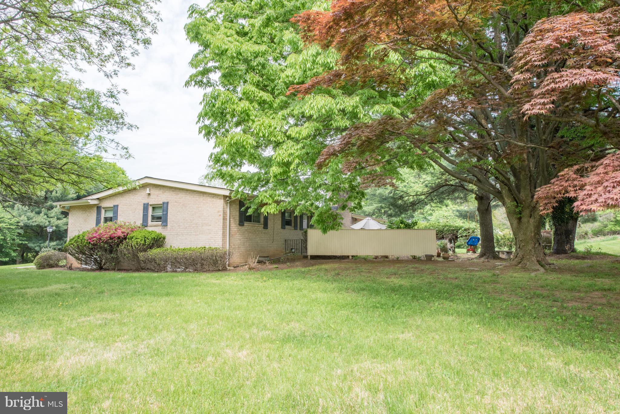 9008 Pittsfield Road Baltimore, MD 21208 - Photo 26 of 30 Great yard!