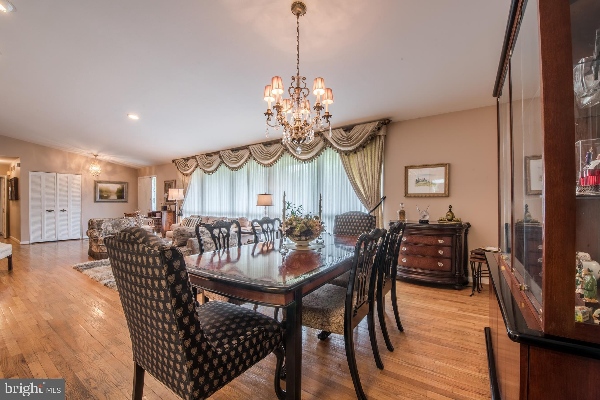 9008 Pittsfield Road Baltimore, MD 21208 - Photo 7 of 30 Dining Room is perfect for family dinners!