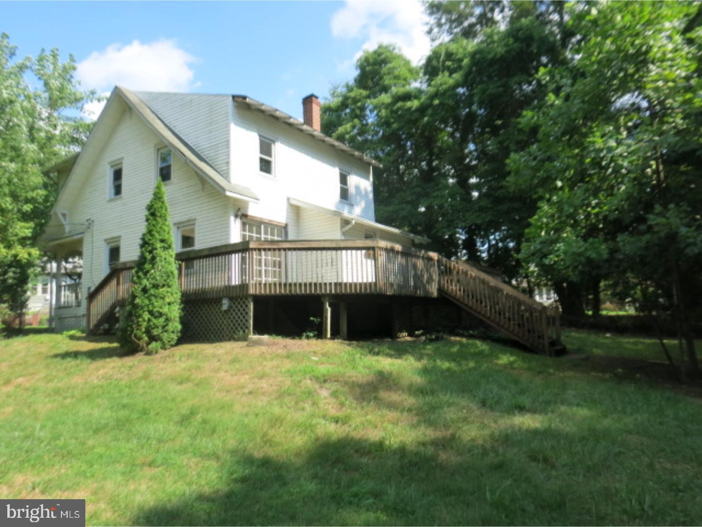 56 Birch Road Clementon, NJ 08021 - Photo 9 of 10 Exterior Back