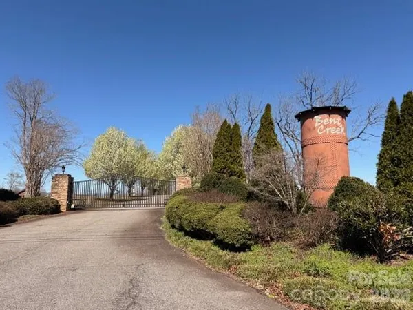 $55,000 | 659 Bent Creek Drive, Unit 35, Nebo, NC 28761