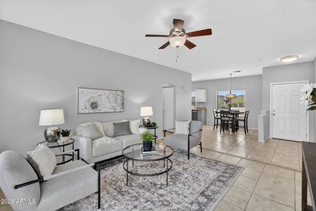 $320,000 | 13617 North Hamilton Drive, Unit 201, Fountain Hills, AZ 85268