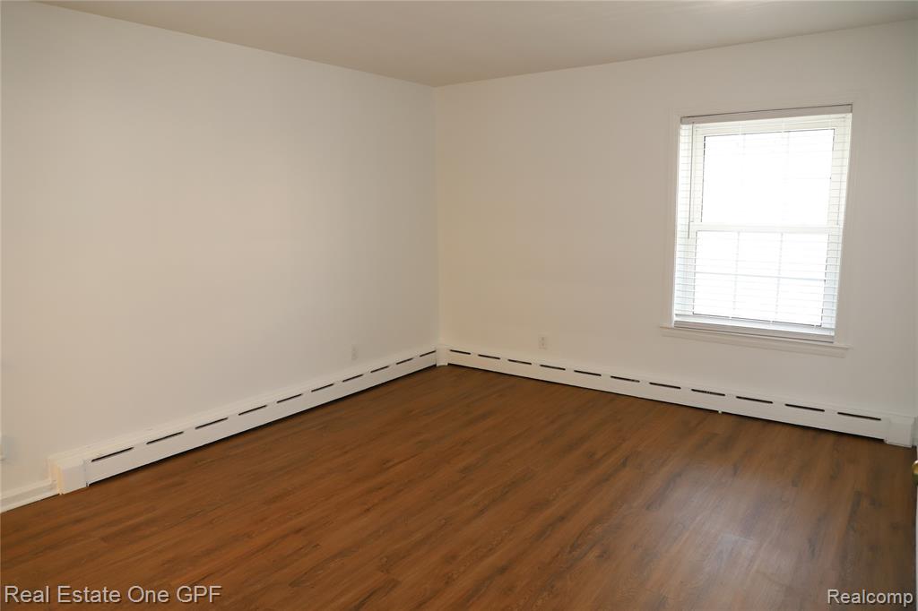 271 West Maple Road, Unit 3 Birmingham, MI 48009 - Photo 5 of 10