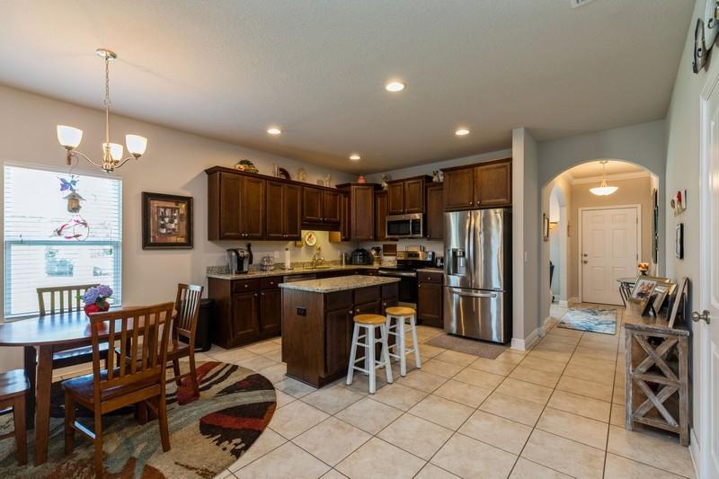 282 Whitman Way Freeport, FL 32439 - Photo 9 of 35 09_282WhitmanWay_2018_FlexMLS800x600_800