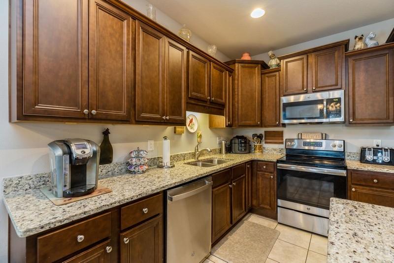 282 Whitman Way Freeport, FL 32439 - Photo 10 of 35 10_282WhitmanWay_2022_FlexMLS800x600_800