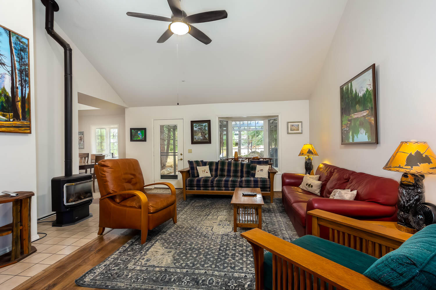 58040 Kinglet Road Sunriver, OR 97707 - Photo 3 of 34 23-Kinglet-9-30-2022-3