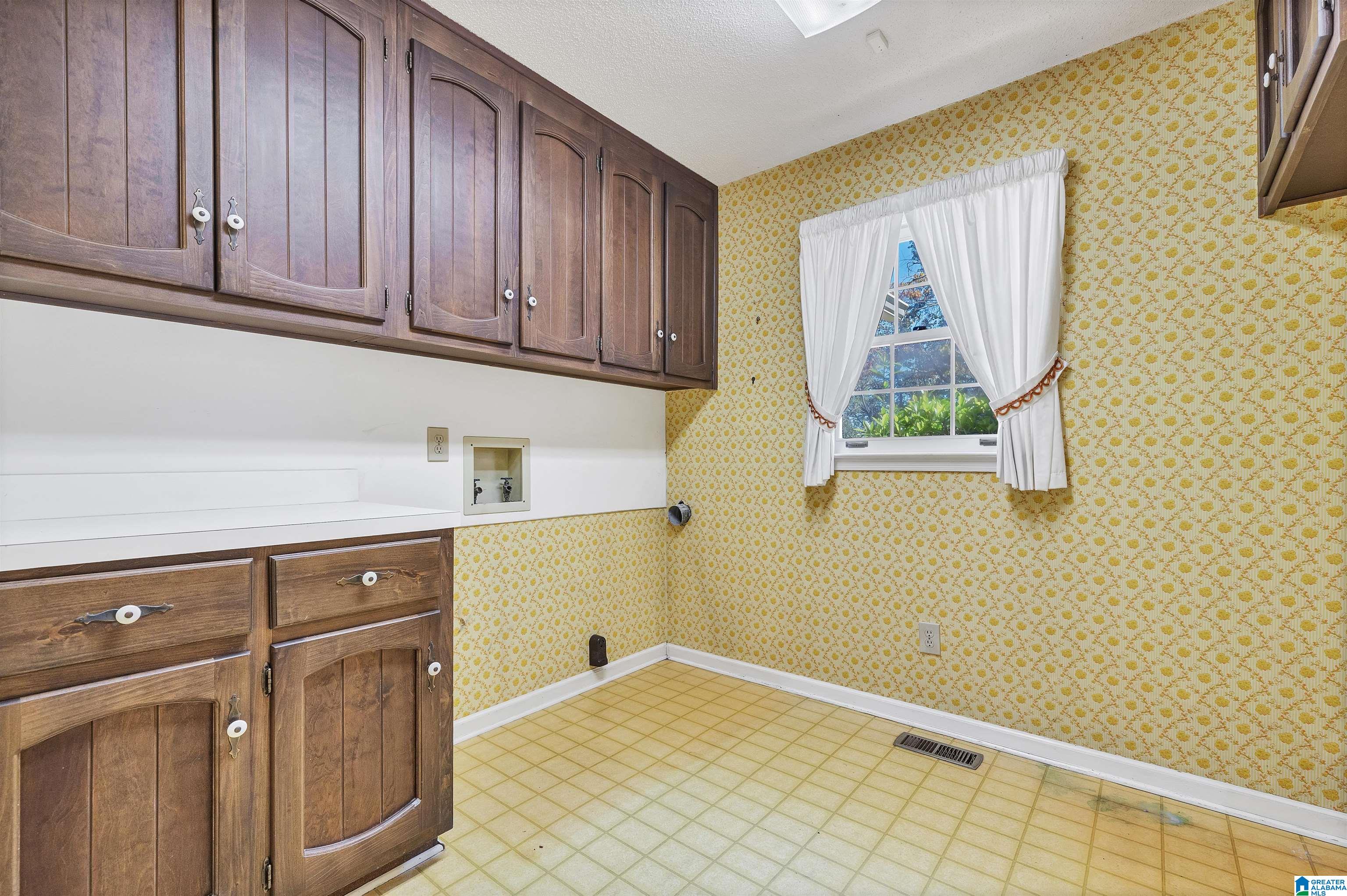 916 Hitching Post Lane Birmingham, AL 35210 - Photo 31 of 50