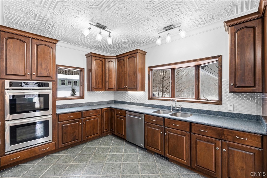 150 Valleygate Drive Parish, NY 13131 - Photo 20 of 49