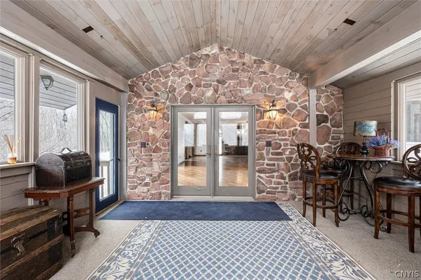 $2,350,000 | 150 Valleygate Drive, Parish, NY 13131
