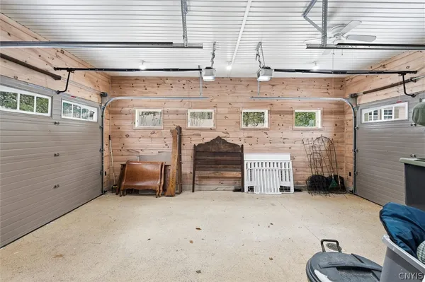 $2,350,000 | 150 Valleygate Drive, Parish, NY 13131