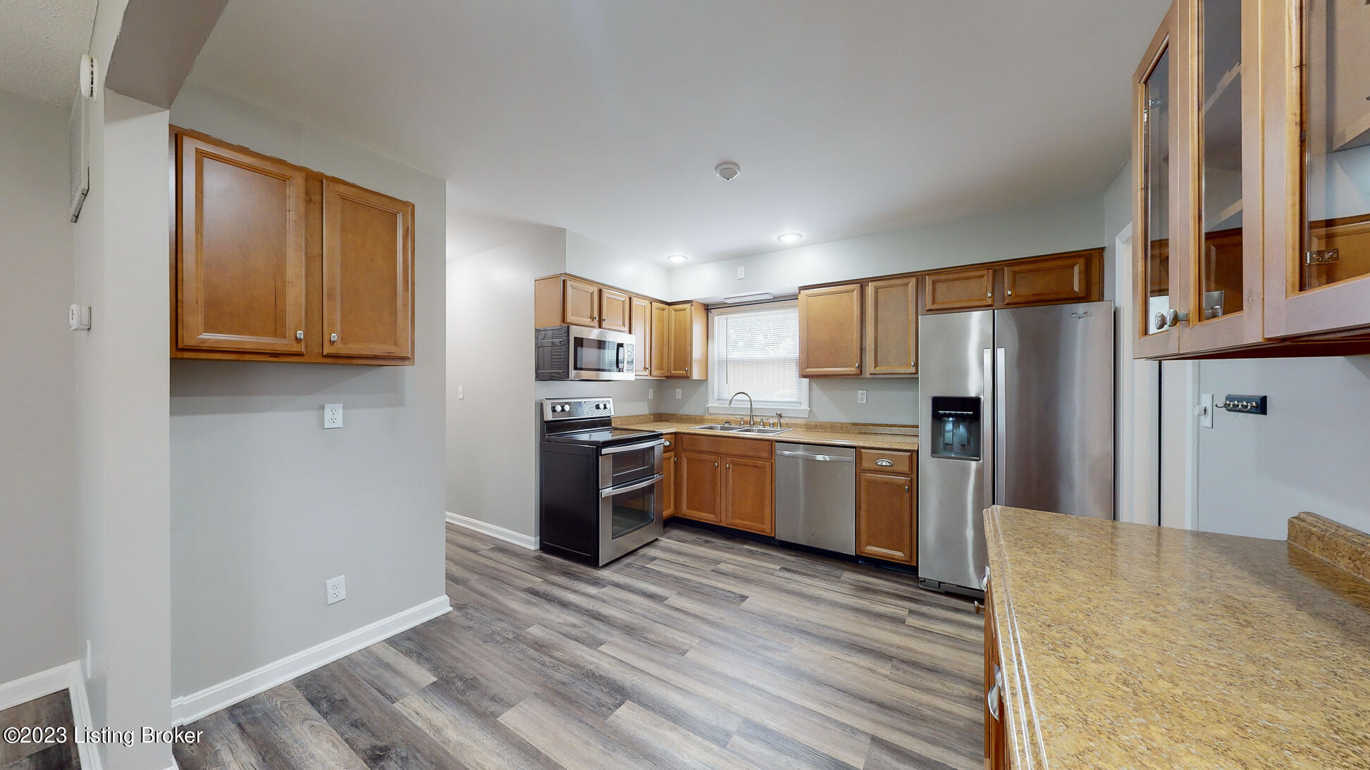 103 Blue Ridge Road Louisville, KY 40223 - Photo 18 of 64 103-Blue-Ridge-Rd_010