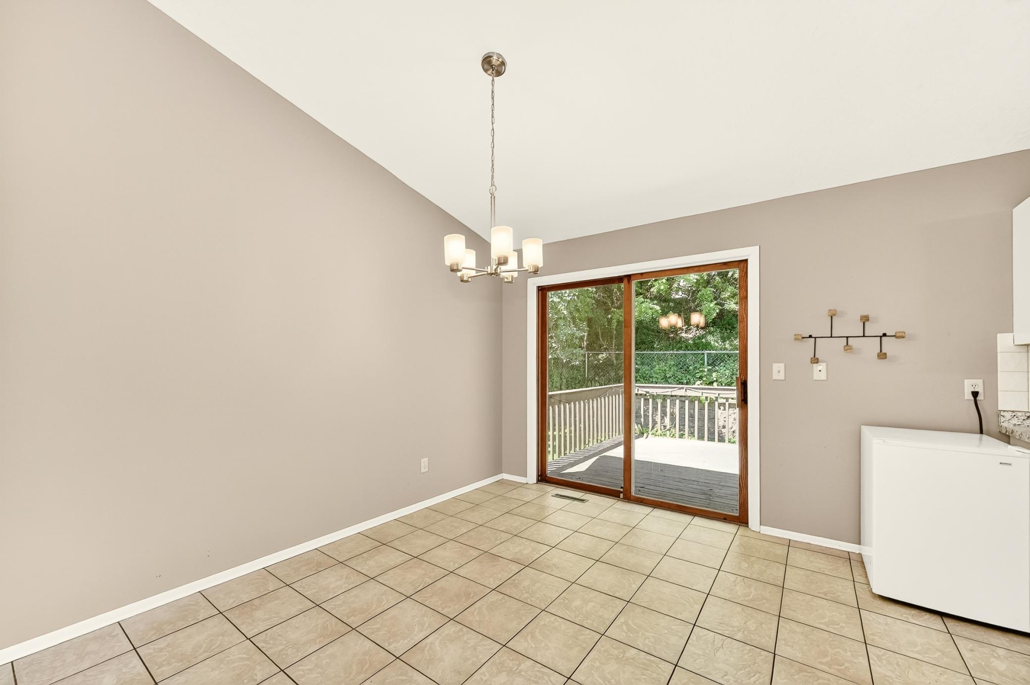 2627 Westridge Lane Northwest Rochester, MN 55901 - Photo 5 of 24
