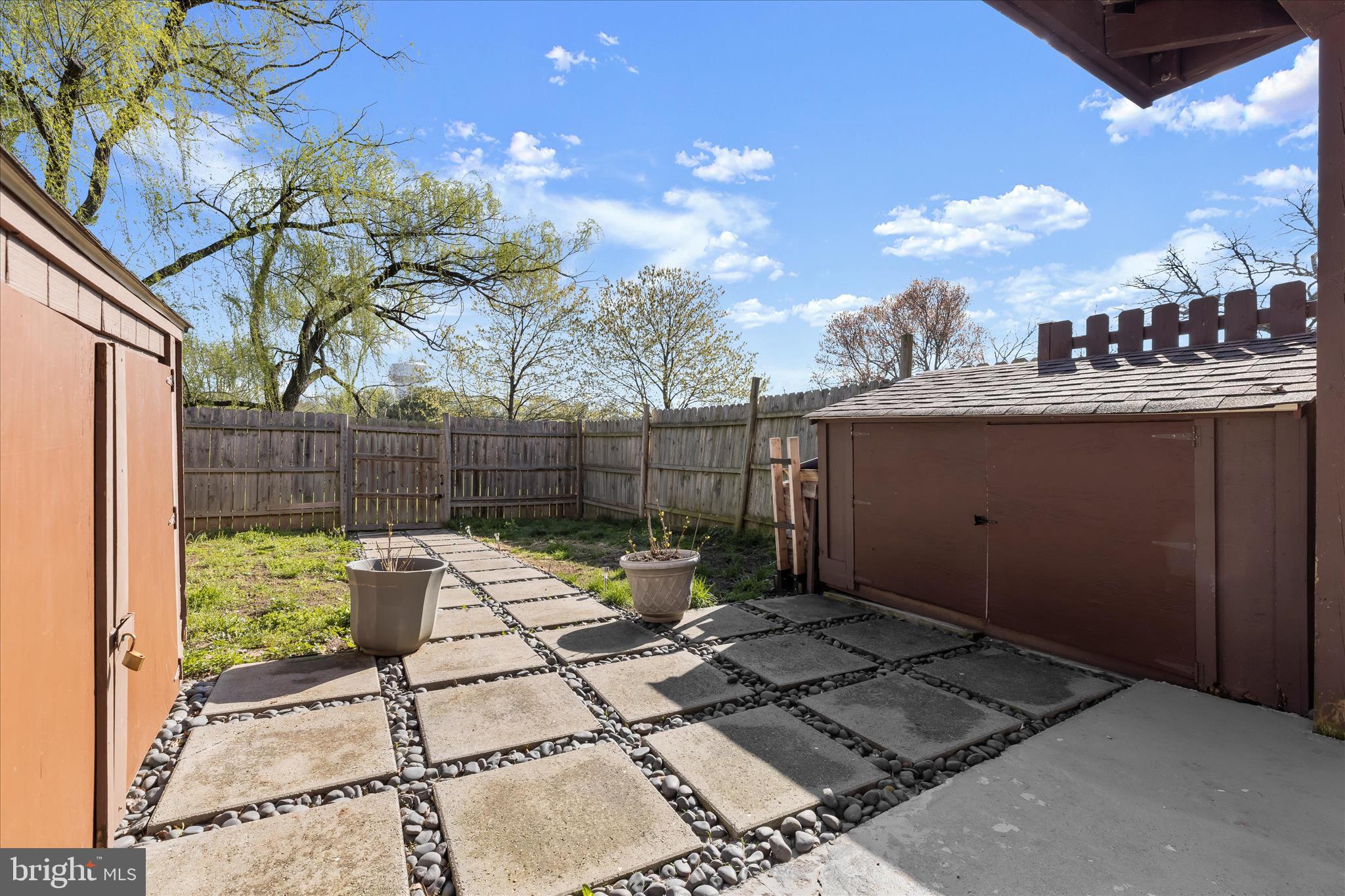 79 Valley Ridge Loop Cockeysville, MD 21030 - Photo 48 of 55 Backyard