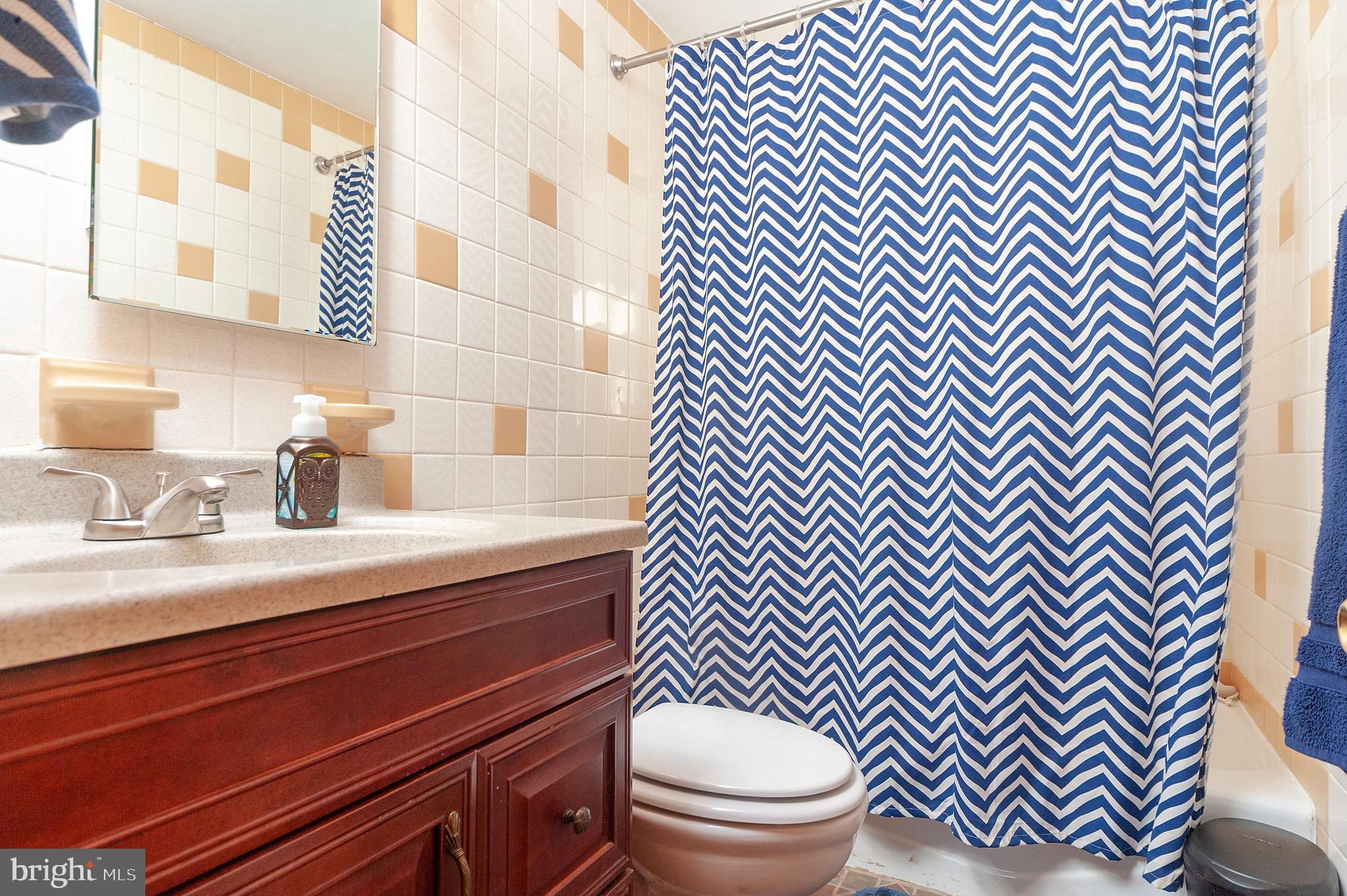 35 Hampton Road Linthicum Heights, MD 21090 - Photo 11 of 32