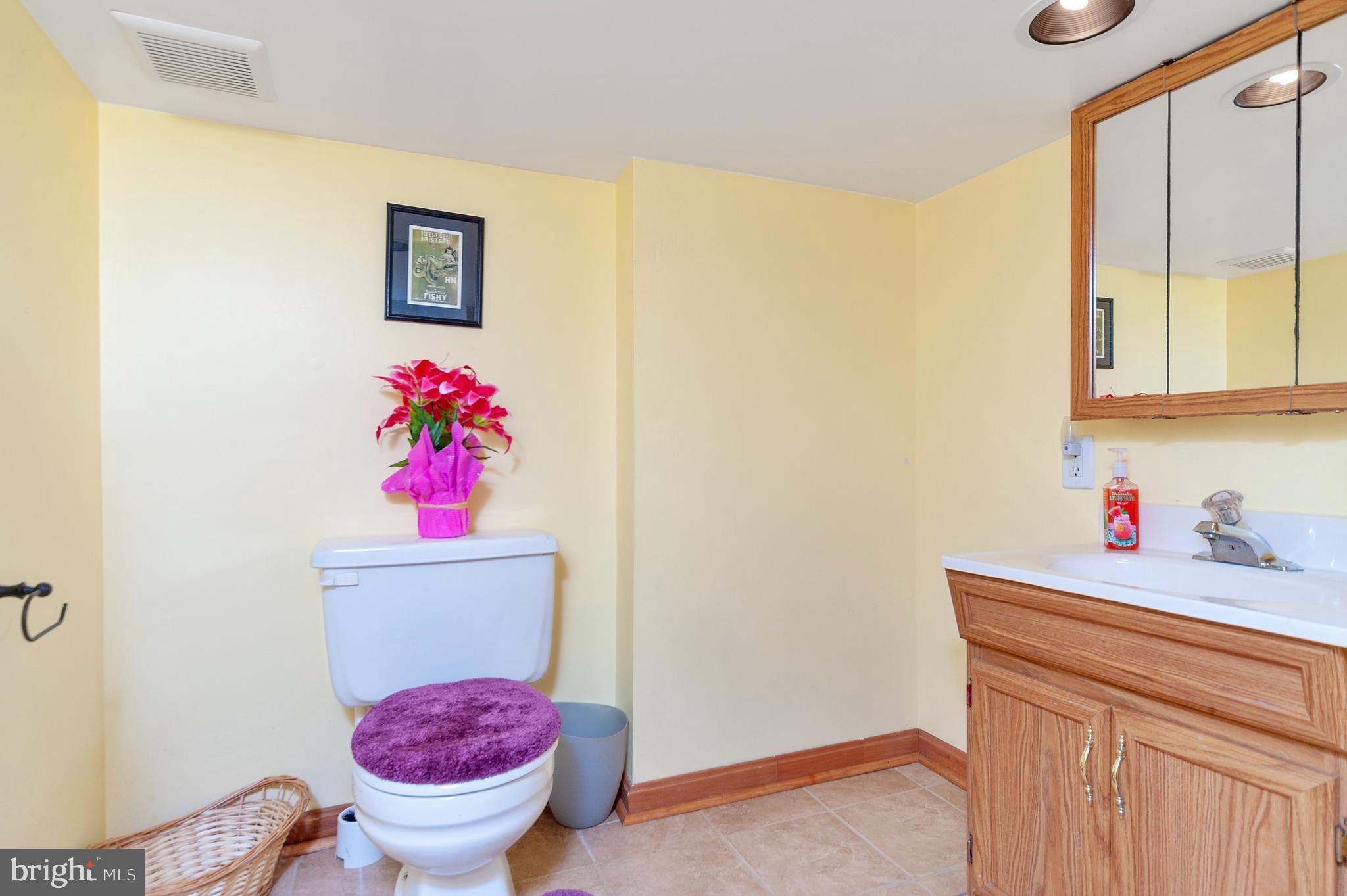 35 Hampton Road Linthicum Heights, MD 21090 - Photo 14 of 32