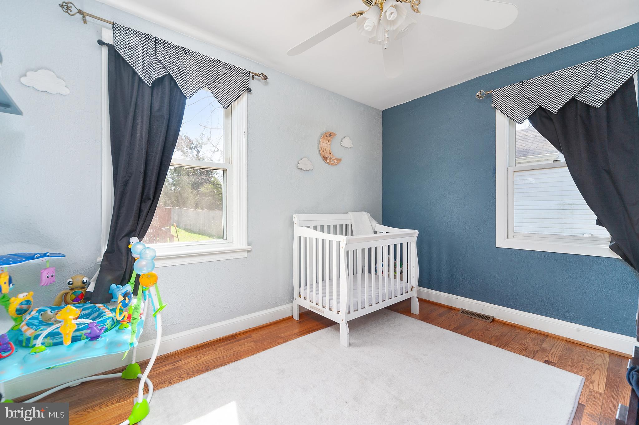 35 Hampton Road Linthicum Heights, MD 21090 - Photo 7 of 32