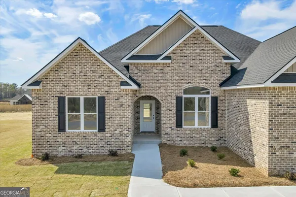 $376,900 | 434 Burlington Drive, Lizella, GA 31052