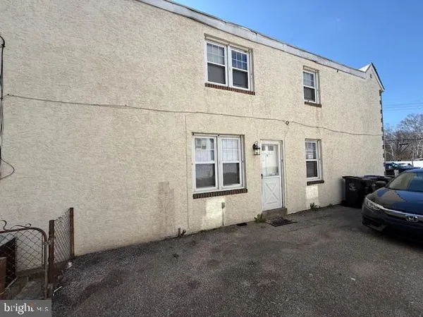 $1,700 | 417 East Fornance Street, Norristown, PA 19401