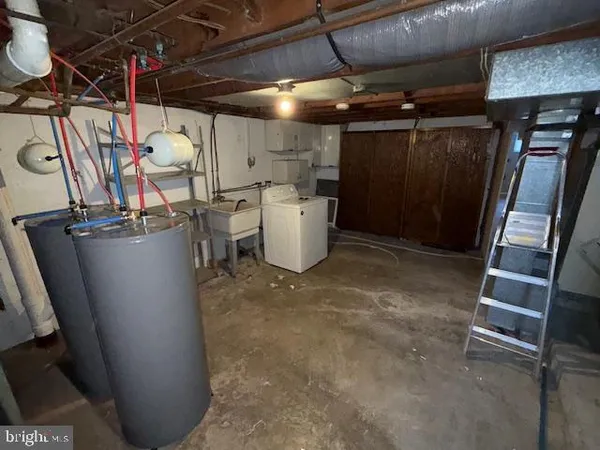 $1,700 | 417 East Fornance Street, Norristown, PA 19401