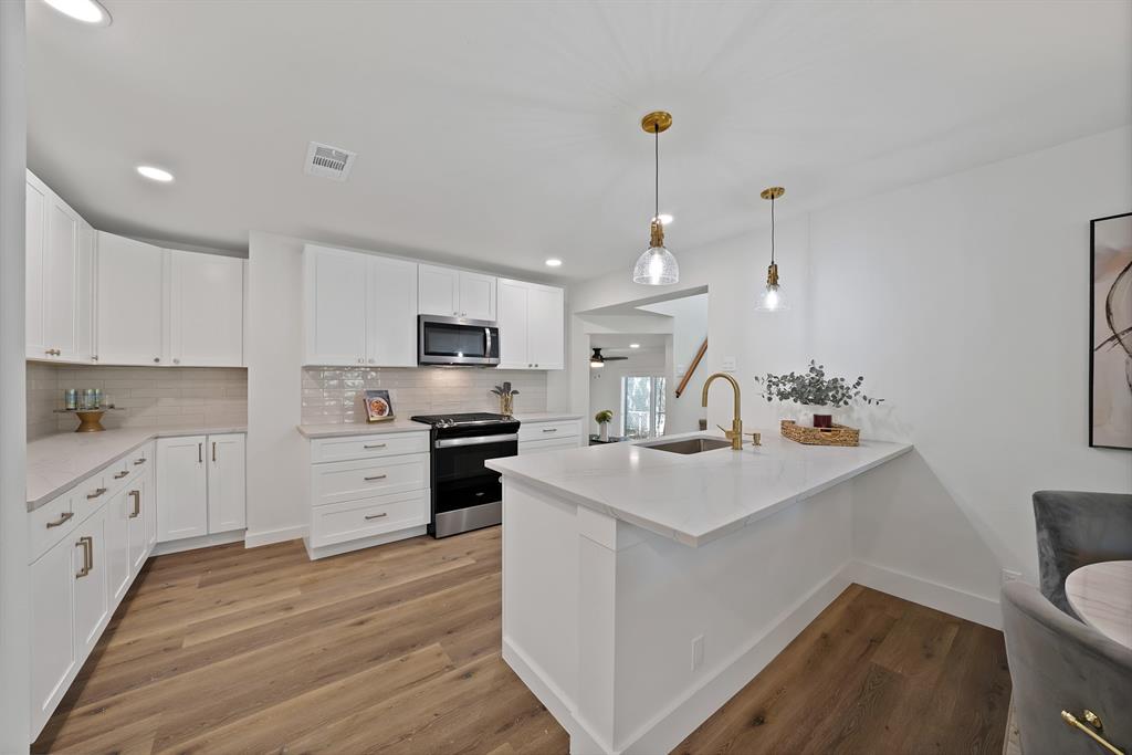 2926 Hillglenn Road Dallas, TX 75228 - Photo 8 of 25 Gallery Image 8
