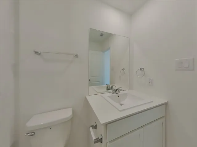 $2,039 | 1726 Serenity Moon Drive, Crosby, TX 77532